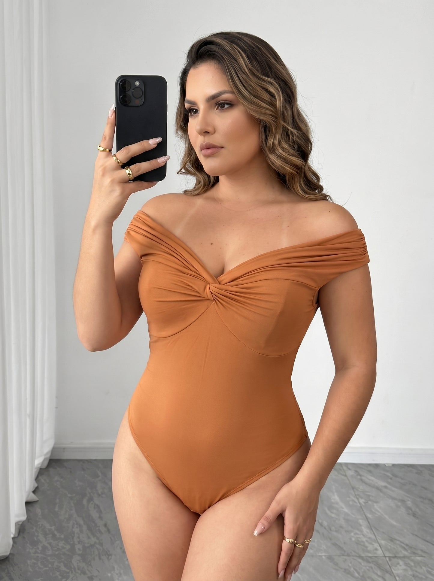 BODY NUDO